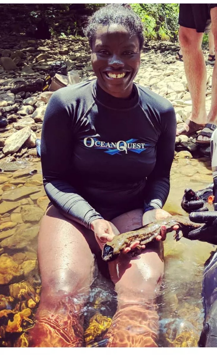 It's sometimes very intimidating and lonely being a minority female in a white male dominated field. 

But I belong here. WE BELONG HERE!

Happy women in science day! #WomenInScience