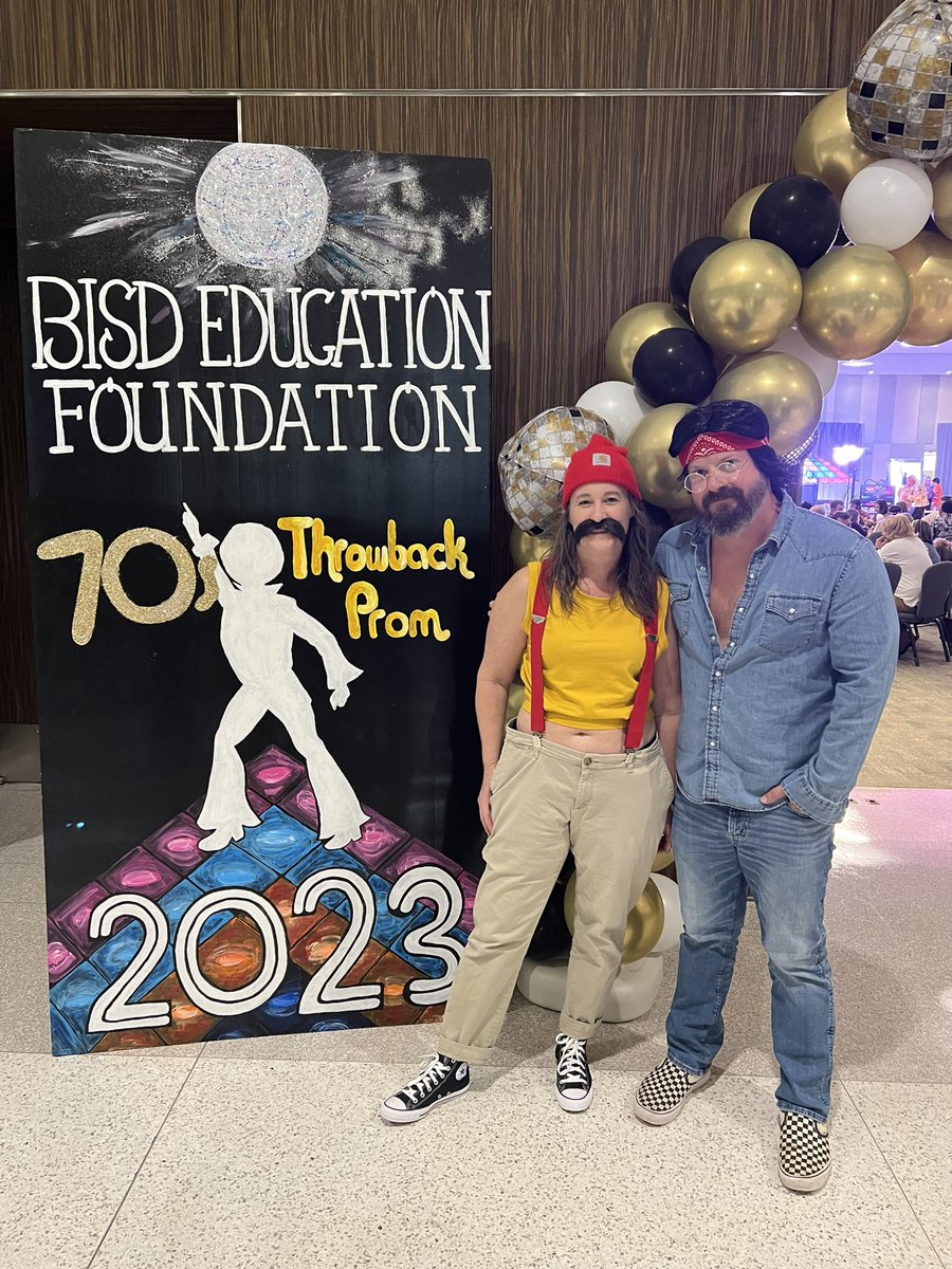 #throwbackprom #bisdfamily #cheechandchong #70s @BwoodBucs