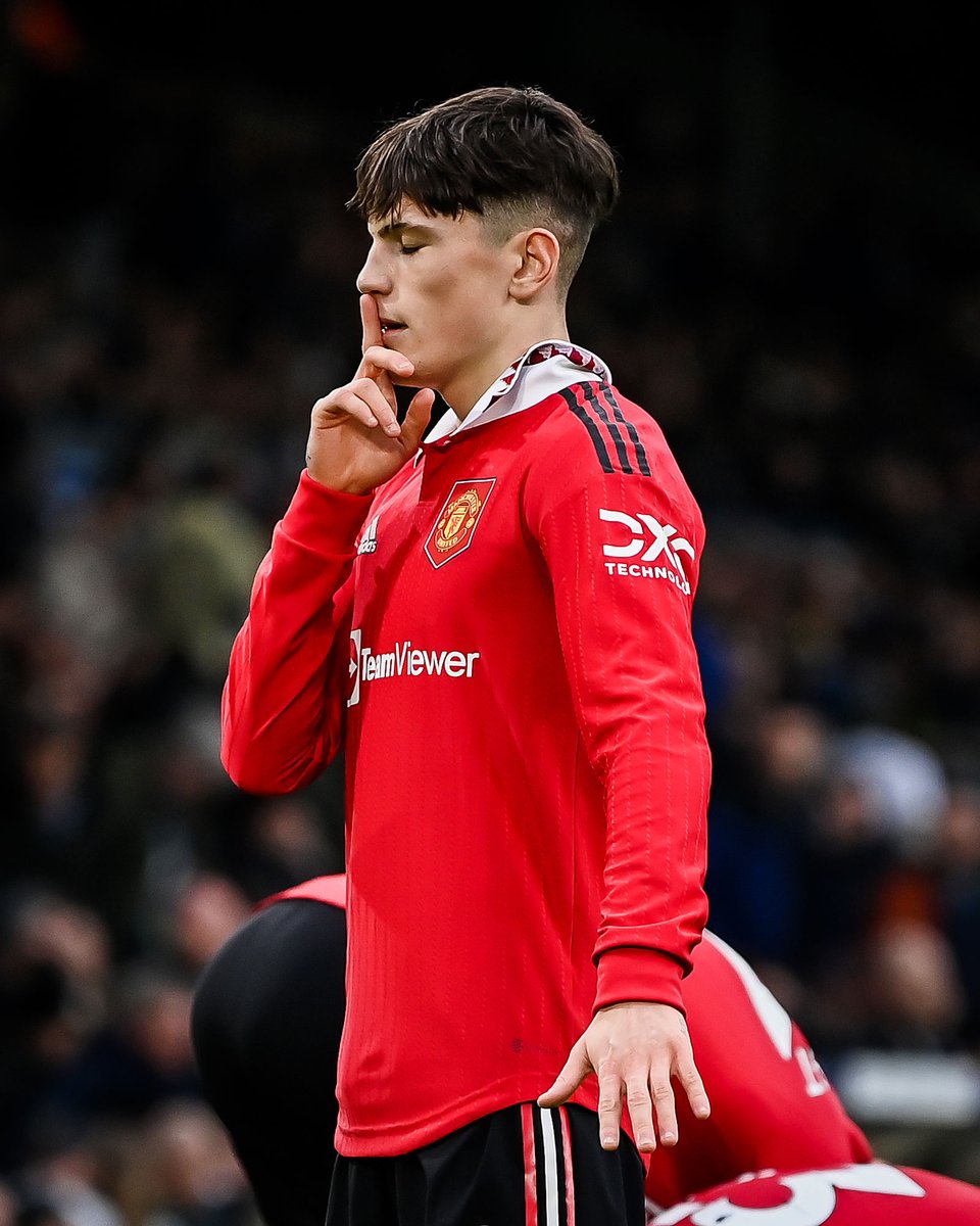 brfootball's tweet photo. Alejandro Garnacho shushed the Leeds fans after his goal 🤫 https://t.co/Uh50NabAUk
