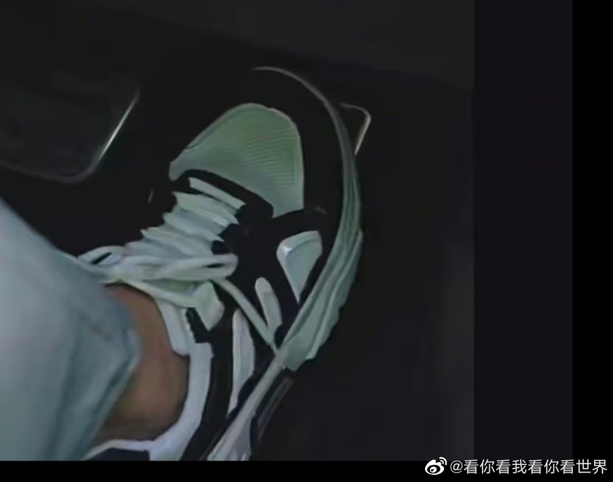 shanshuooo's tweet photo. Does anyone know which brand Freen's(Khun Sam) shoes is? I really like it!
🥺🥺🥺🥺
Srchafreen…
GAP…
#srchafreen
#freenbecky
#GAPtheseries https://t.co/WkIG8bAWby