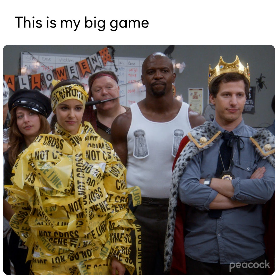 brooklyn99's tweet photo. hut, hut... HEIST! https://t.co/gNkasOKTo8