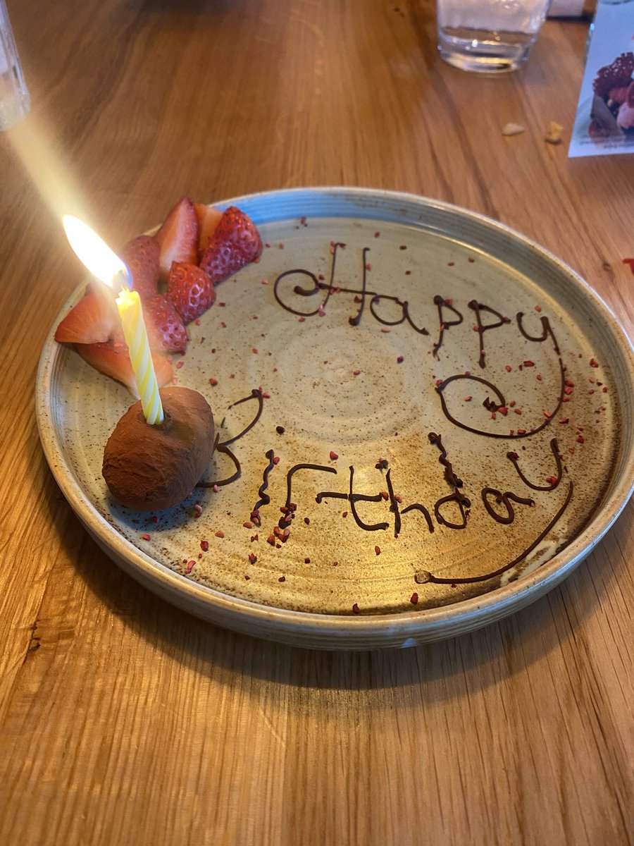 AmyCrumpton12's tweet photo. A few snippets of February happy moments so far π
Continued birthday flowers, eating out π and Little Everlyβs first sleepover at Auntyβs house π‘ βΊοΈ
#pocketsofjoy #beingpresent https://t.co/g5US7ThfUl