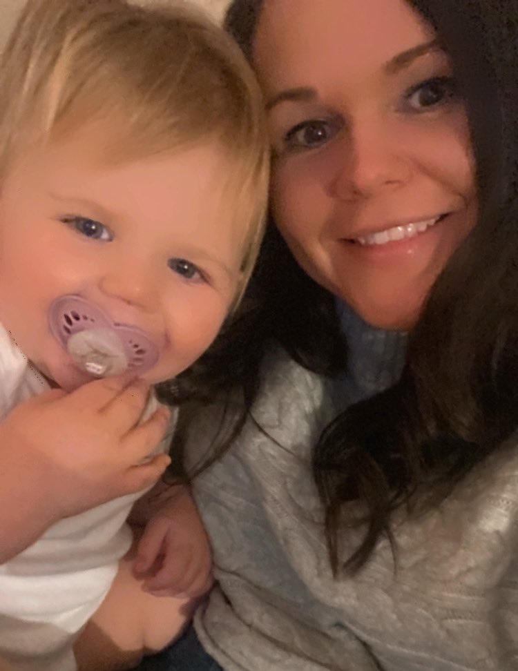 AmyCrumpton12's tweet photo. A few snippets of February happy moments so far π
Continued birthday flowers, eating out π and Little Everlyβs first sleepover at Auntyβs house π‘ βΊοΈ
#pocketsofjoy #beingpresent https://t.co/g5US7ThfUl