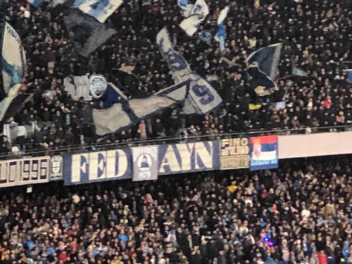 La cosa che più mi intristisce è che questi ignoranti di merda stanno esponendo la bandiera più sporca di sangue innocente al mondo dopo quella israeliana. Quello di Napoli è sempre stato un popolo

1/2