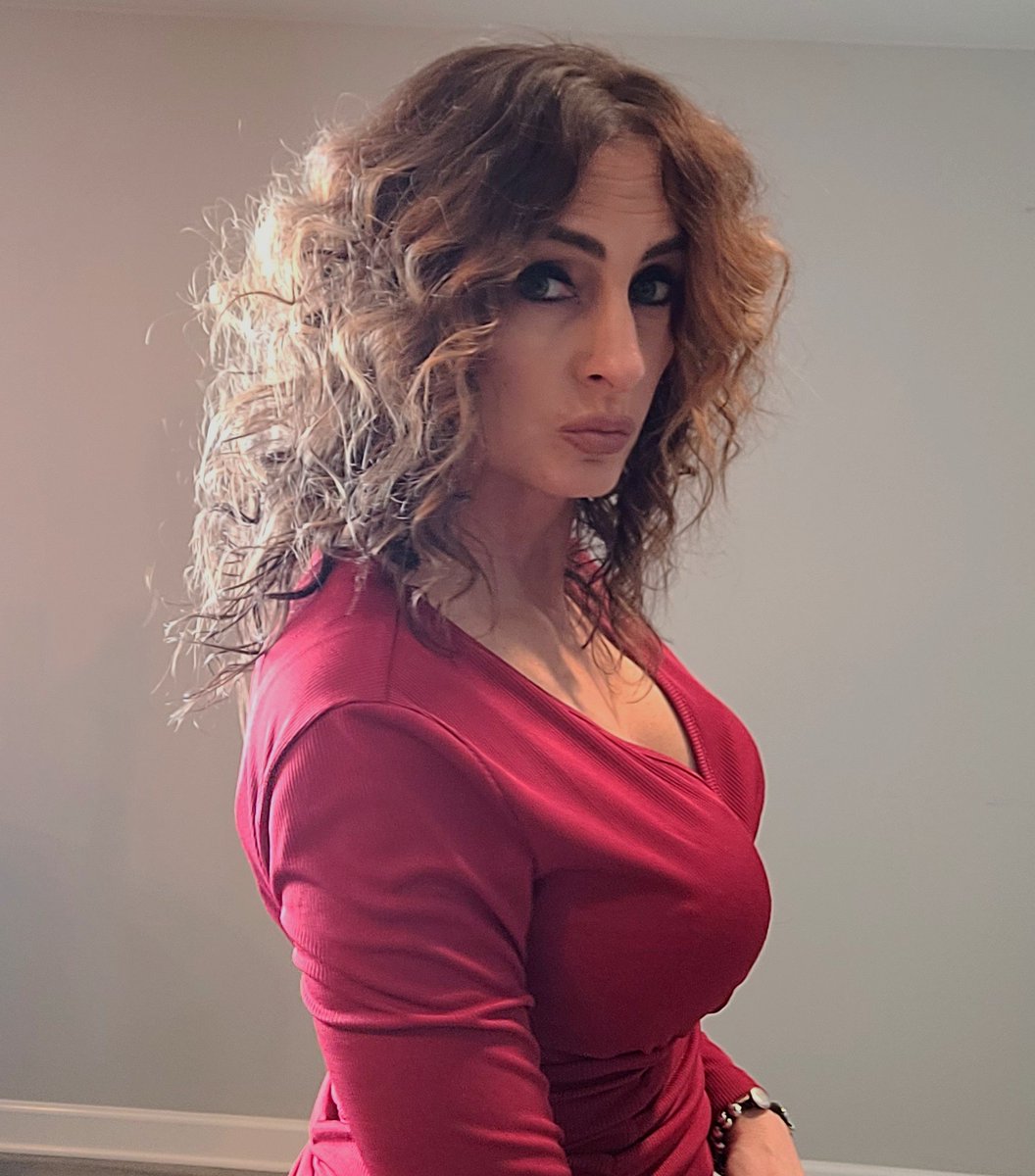 KaceysKetoLife's tweet image. Valentine&apos;s Day Dinner, 56 years old, no Botox or fillers..... #fitover50 #beauty #agechallenge #ageisjustanumber #fitat55 #FitnessModel #FitnessMotivation