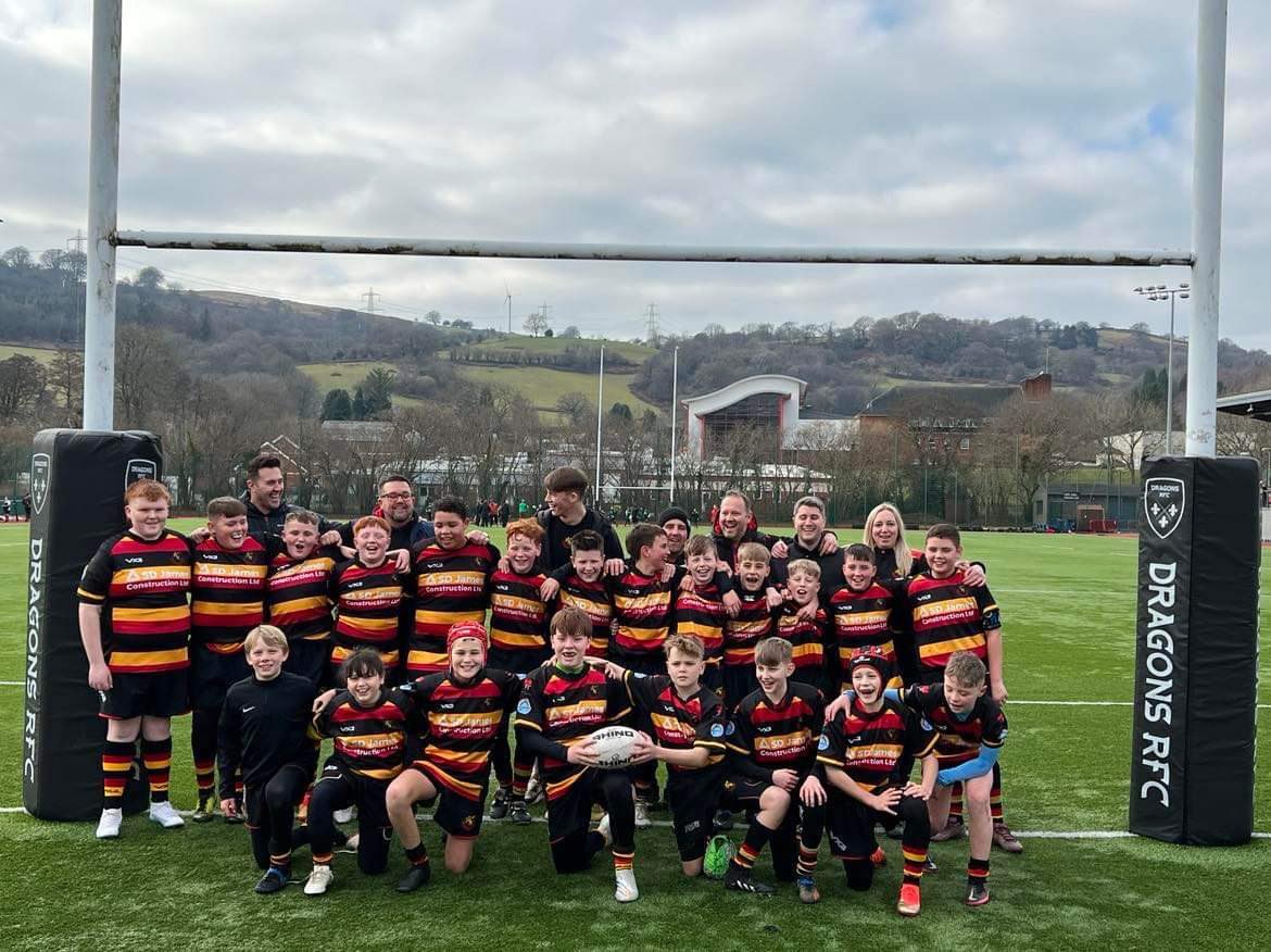 What a day !!! And what a win !!! 

A big thank you to @CroesyU11s for the game. 
 
Next step Rodney parade in the final 🏆
 @dragonsrugby 
<a href="/DRA_Community/">DRAGONS RFC COMMUNITY 🐉</a> @RodneyRoar <a href="/christi86679593/">CHRISTIAN MORGAN</a>