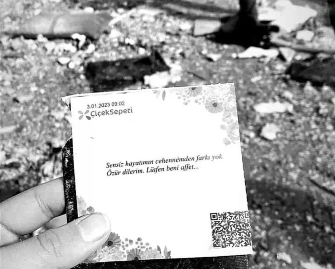 Fotoğrafin ağırlığı altında ezildim :(