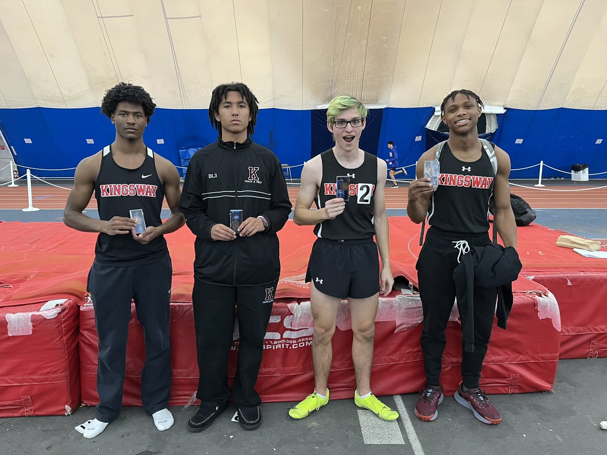 coachcaithess's tweet photo. Congratulations to our boys 4x400 relay of Alex Sims, Benny Liles, Mathias Alexander, and Kyon White for advancing to states with a 5th place finish and time of 3:35.05! 🔴⚫️ https://t.co/67g9MK2SMG