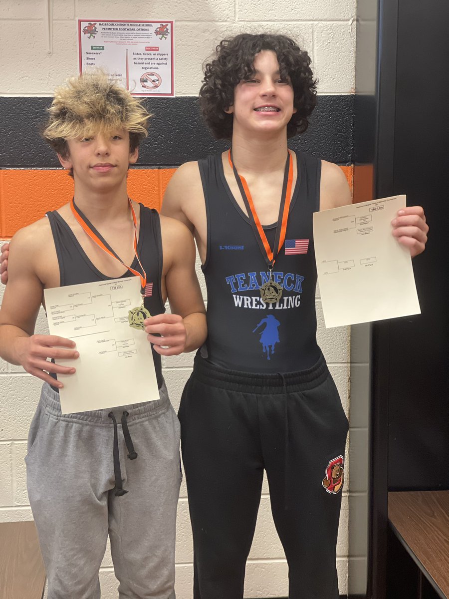 The Teaneck Jr Wrestling journey to greatness continues … today’s total medal count: 5 Gold, 5 Silver, 3 Bronze. Congratulations to all our wrestlers and their coaches.