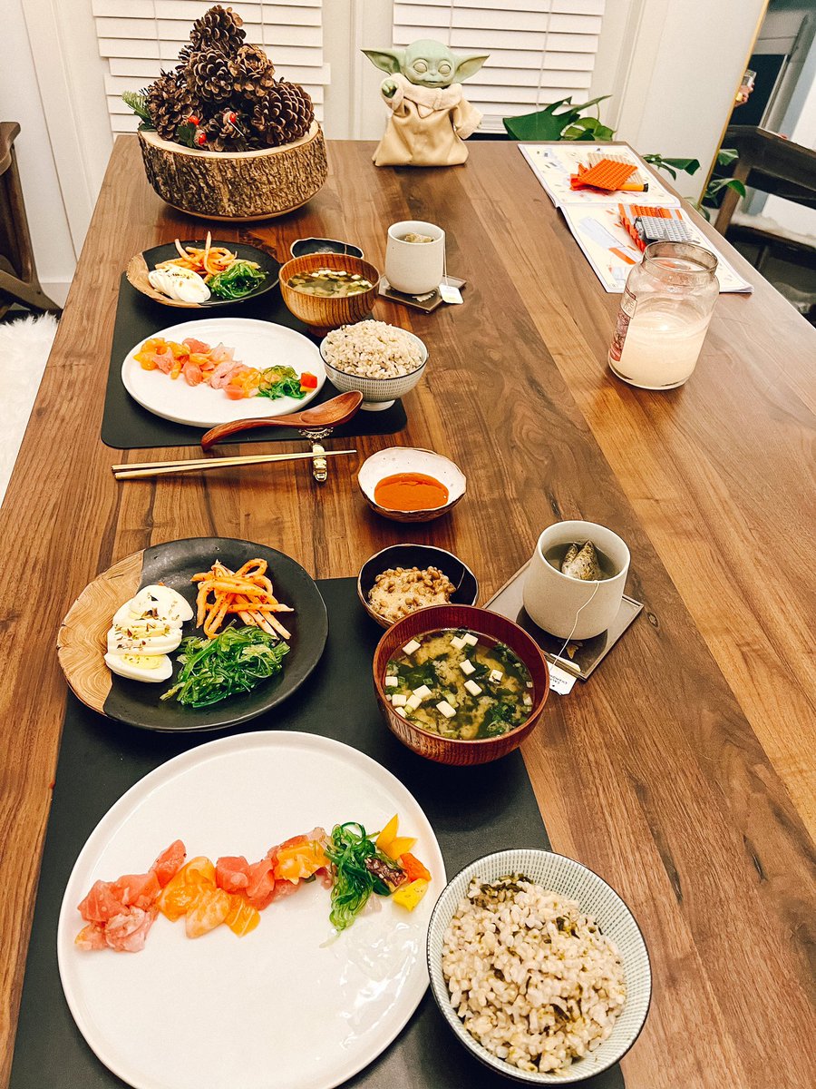 Tinaguo's tweet image. Trying out some new #plating techniques- here’s dinner I made last night ❤️ 
Happy Weekend Everyone!