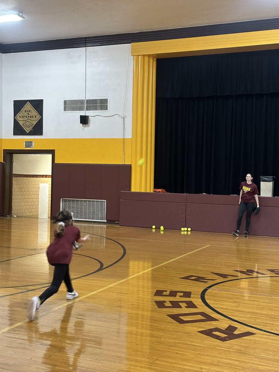 Ross Rams Softball tweet media