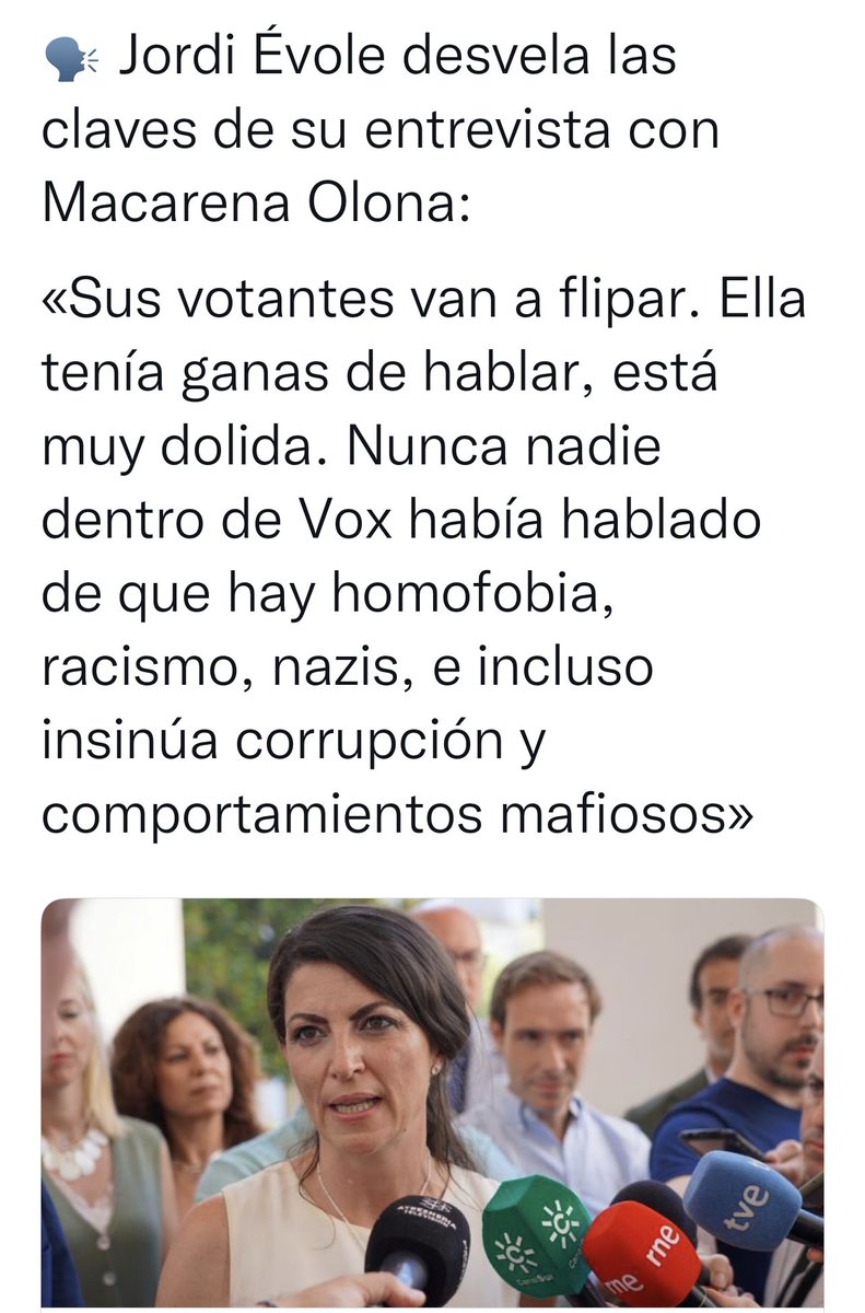 DusiElo's tweet image. Lo de Andalucía fue pa kitar se de enmedio a @Macarena_Olona  ya q hacia sombra a Cayetana Álvarez de Toledo le pasó igual en su partido.Abra q escuxarla pa saber la verdad d VOX y eso suelen conocerlas (solo los q han estado en ese partido sea cm cargo o afiliado). #evole 😉🇪🇸