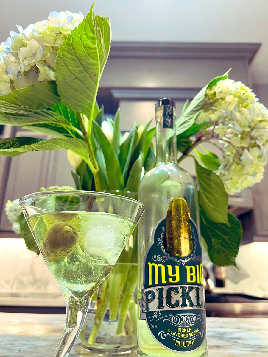 Game prep with pickle martini!! #SuperBowl #MyBigPickle #CWSpirits #Reels #reellifewithkeef