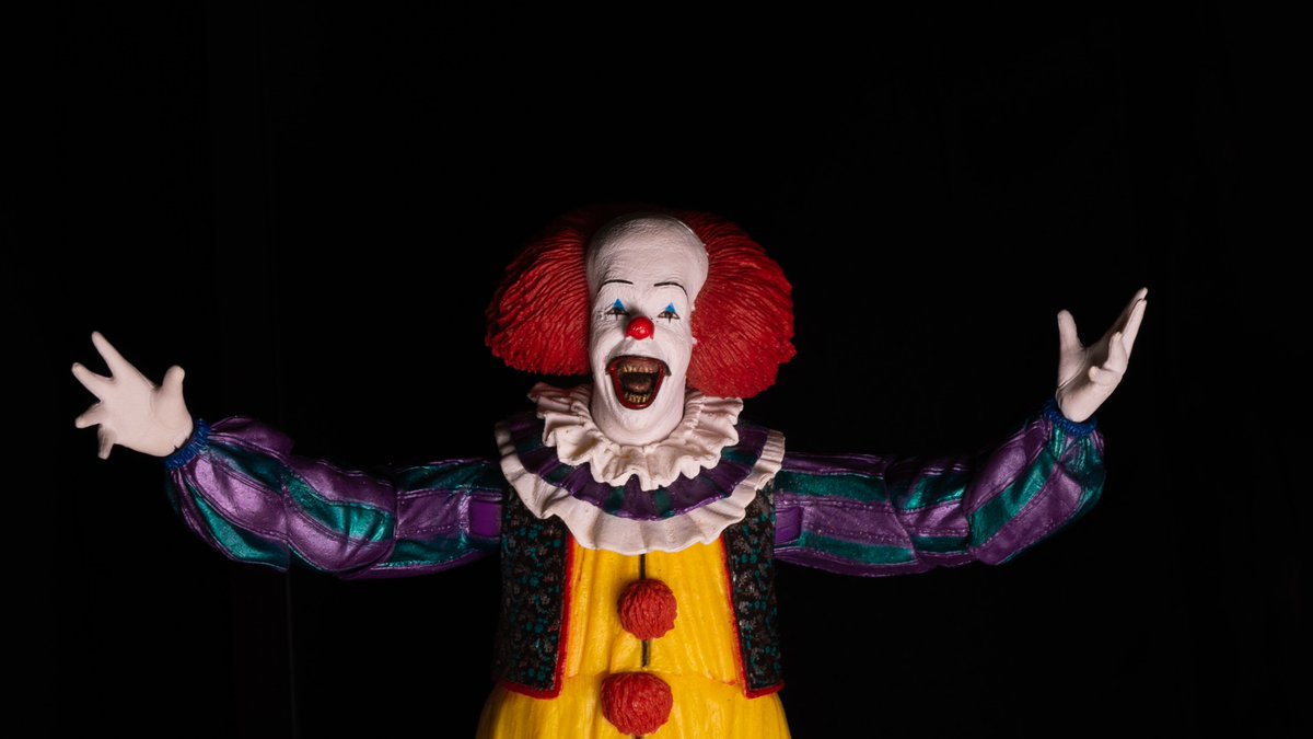 kenmft's tweet photo. Smiley Penny #pennywise #lumix #lumixg7 #panasonic https://t.co/YVtDXUB0bB