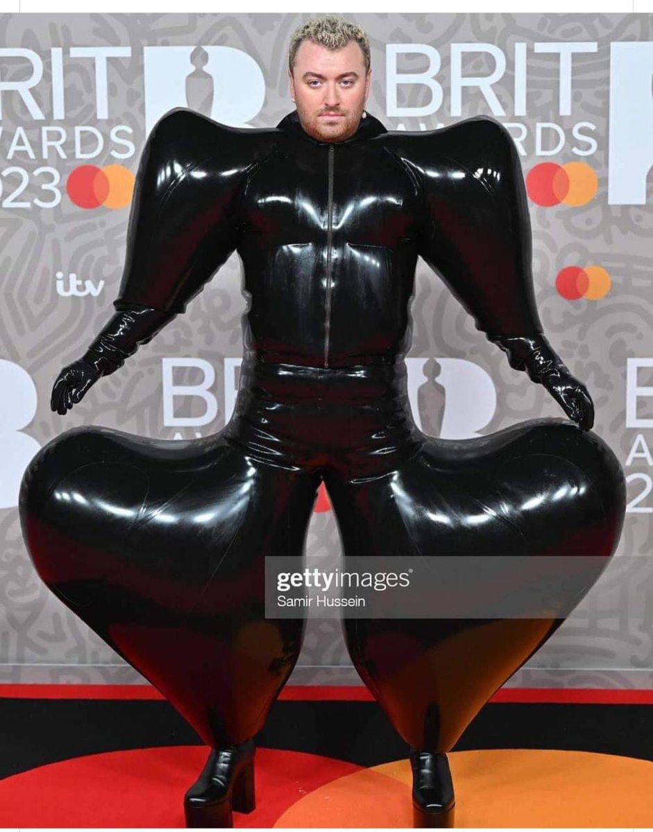 Héctor de León (El loco de los perros) ⛧ tweet media