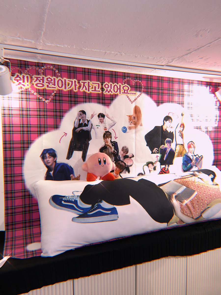 howtoloveS2_'s tweet photo. #정원이와_냥앤롤
#GO_JUNGWON_GO

커비.. 🫳🏻🫳🏻
들튀마렵ㄷr https://t.co/u0NkKrnPRg