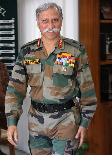 DefenceDirect's tweet photo. Lt Gen Kaiwalya Trivikram Parnaik (R) appointed as the new governor of Arunachal Pradesh. He replaces BD Mishra. https://t.co/YR1jFqjTho