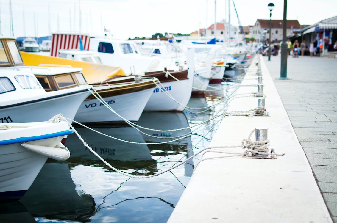 DockageLink's tweet image. Staying safe on the water is incredibly important.

Check out this guide to ensure that you avoid the most common dangers: discoverboating.com/ownership/safe…

#Boating #BoatingSafety