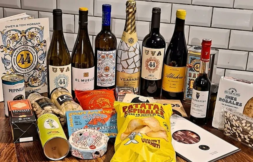 Fiona Beckett (@winematcher) on Twitter photo Last chance to win this luxury Spanish food and wine hamper from <a href="/mercado44shop/">Mercado 44</a>. buff.ly/3IivnlN Don't miss out! Last chance to win this luxury Spanish food and wine hamper from <a href="/mercado44shop/">Mercado 44</a>. buff.ly/3IivnlN Don't miss out!