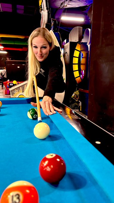 Wir haben mega Spa&szlig; 😎💥🤣 #maviepear #birthdayparty #billard #fun #onlyfansbabe #StripChatgirl #girls https://t<a href="/tag/maviepear"class="tags">#maviepear</a><a href="/tag/birthdayparty"class="tags">#birthdayparty</a><a href="/tag/fun"class="tags"><span>#fun</span></a><a href="/tag/girls"class="tags"><span>#girls</span></a><a href="/tag/billard"class="tags"><span>#billard</span></a><a href="/tag/onlyfansbabe"class="tags"><span>#onlyfansbabe</span></a><a href="/tag/stripchat"class="tags"><span>#stripchat</span></a>