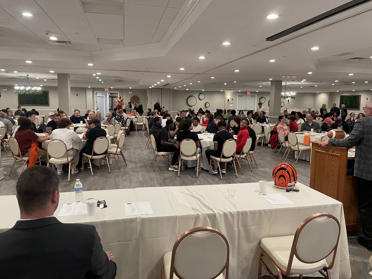 Barnegat Football (@coachcovine) on Twitter photo Banquet was a success! Congrats to our seniors and award winners. Once a Bengal always a Bengal! Underclassmen time to get to work. #ALLIN <a href="/bengalpride67/">John Germano</a> <a href="/ROBMSFootball/">Brackman Middle School Football</a> Banquet was a success! Congrats to our seniors and award winners. Once a Bengal always a Bengal! Underclassmen time to get to work. #ALLIN <a href="/bengalpride67/">John Germano</a> <a href="/ROBMSFootball/">Brackman Middle School Football</a>