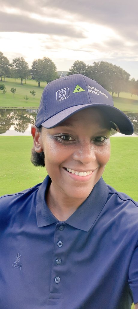 FelicityShiba's tweet photo. Fairway selfies are a must.
@DiDataMEA @FANCOURTSA
#FLAGCOLLECTED #Ladiesproam
#TGGD https://t.co/DQwOR9IEDL
