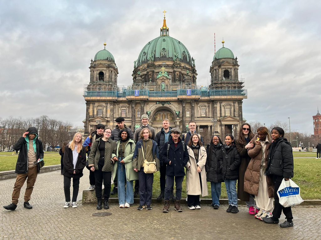 ShirleyParkLIFE's tweet photo. #oaspberlin visiting Berlin Cathedral. Our GCSE and A-Level History students are loving the walking tour! https://t.co/UHkCwi98IB
