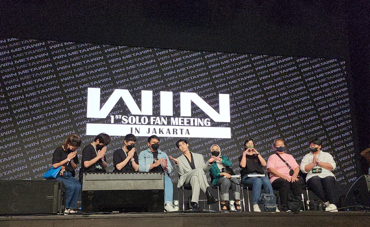 Jnoi12's tweet image. Special video 
SBP said &quot; winO thank you&quot;
5 people work hard for our heart 💚
Thank you for everything
We appreciate all about love from you to Win
Still together 🐰💚
#winmetawin
#Win1stFMJKT 
#สโนบอลฉามขวบ