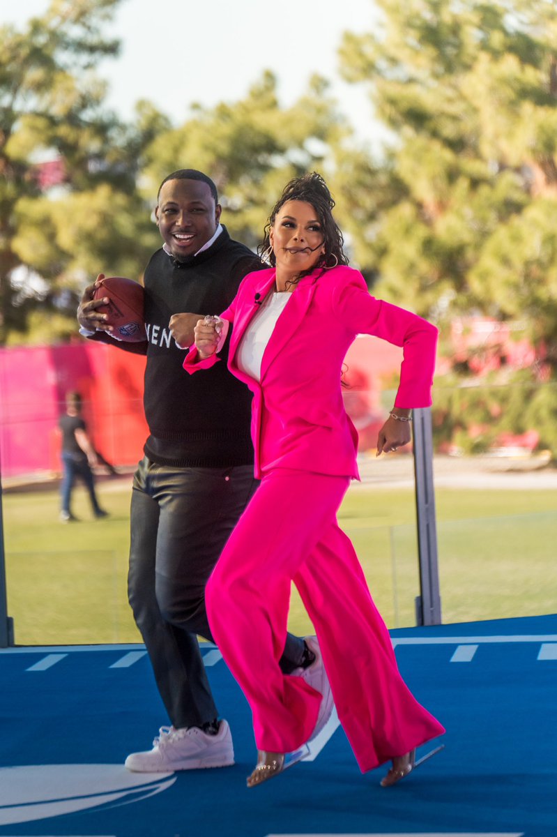 Joy Taylor on Twitter "Can you run in heels though? 😂 SpeakOnFS1