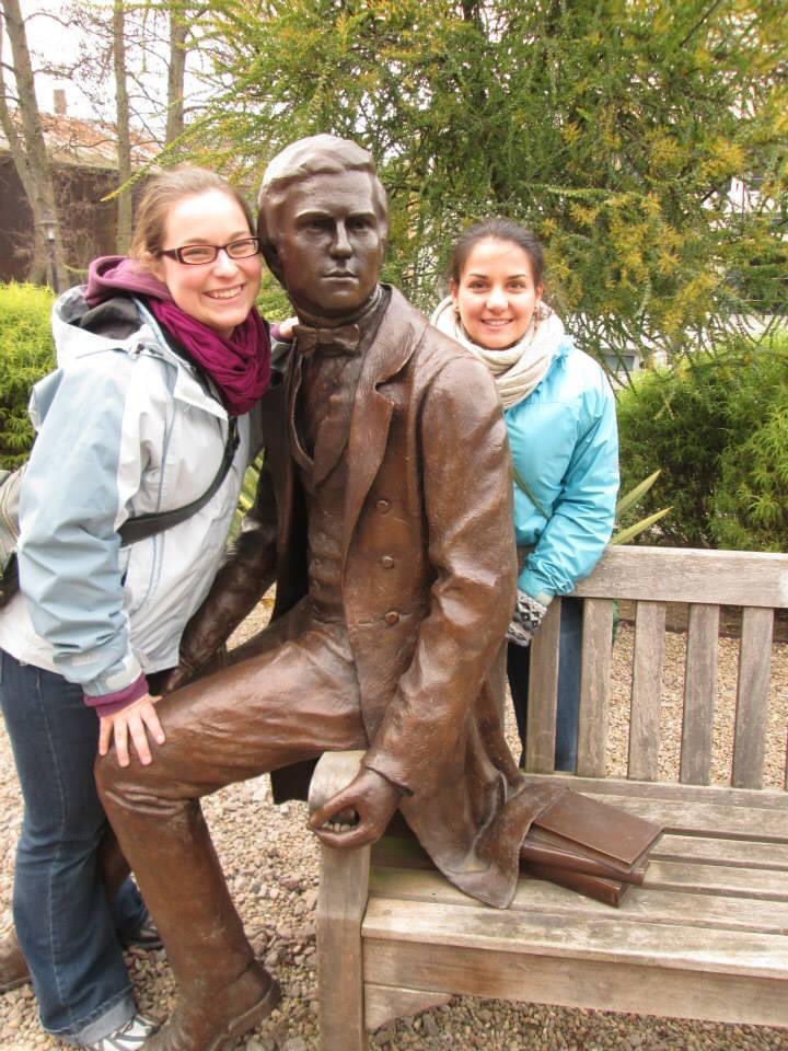 sjwallace06's tweet photo. Happy #DarwinDay! Our trip was 10 years ago @AmandaXuereb23 !! https://t.co/KRCc14oWA4
