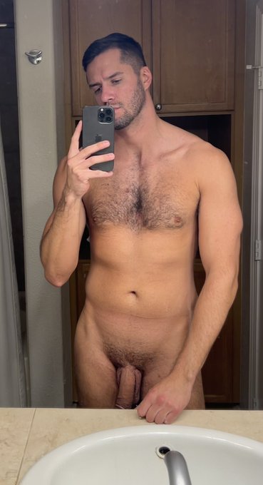 Good morning 😃 https://t.co/MV0ArK4nXA