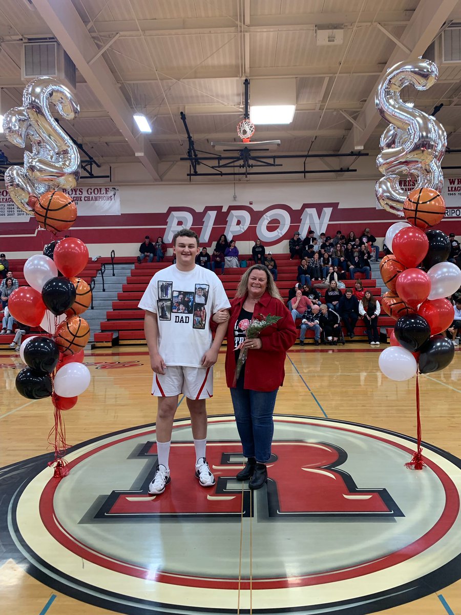 𝚁𝚒𝚙𝚘𝚗 𝙷𝚒𝚐𝚑 𝚂𝚞𝚙𝚎𝚛𝙵𝚊𝚗 tweet media