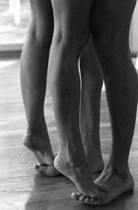 «Toda declaración de amor es urgente porque vamos a morir».
-Raúl Zurita