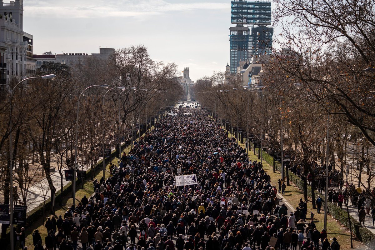 desastrando tweet media