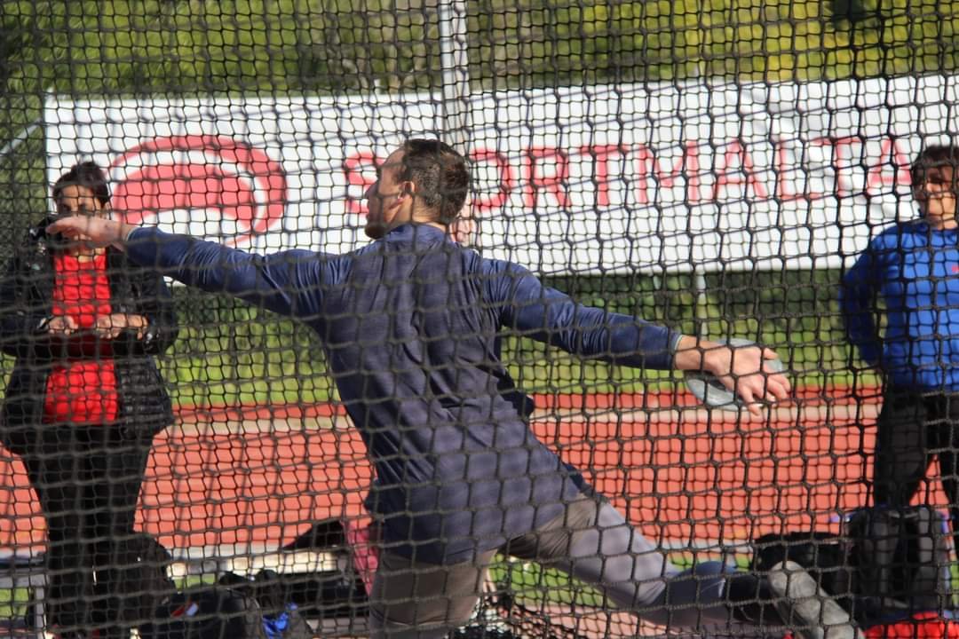 BradleyMifsud's tweet photo. Winter National championships 2023 🇲🇹 
Double national champion!
-Discus 🥇
-Shot 🥇
Decent performance in my main discipline of the discus throw (52.66m)

Thanks to
My family
My personal coach @GencDapi  and Armando Devincentis

Next toss will be in Germany🇩🇪 💪 https://t.co/crPUYvWnmI