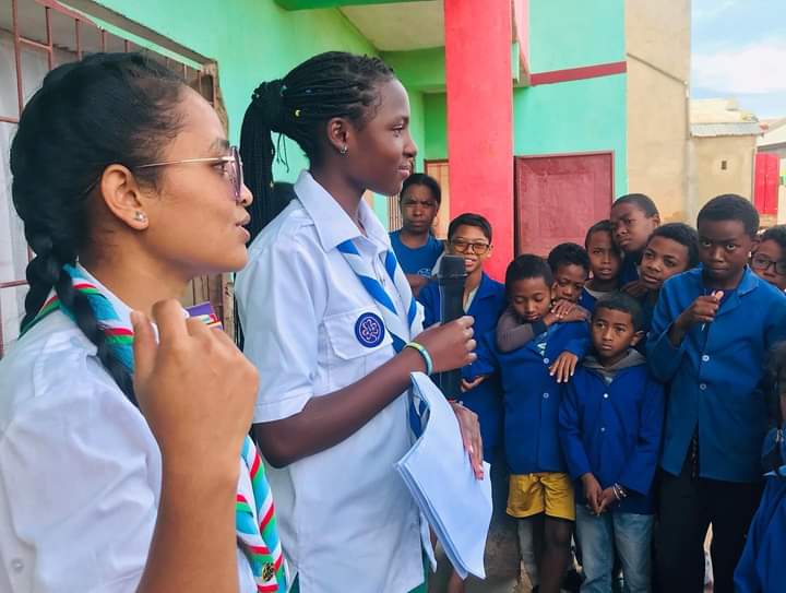 YessMpanazava's tweet photo. Androany faha 10 ny volana February dia nanatanteraka sahan'asa mahakasika ny "career bridger" tao amin'ny sekoly LYCEE PRIVE MODERNE LE SUCCES ANDOHARANOFOTSY
#mpanazavaetomadagasikara
#yessgirlsmovement
#YESS2023
#CareerBridger
@yess_mpanazava @yessgirlsmovementwagggs @norecno https://t.co/JslZLpkEaM