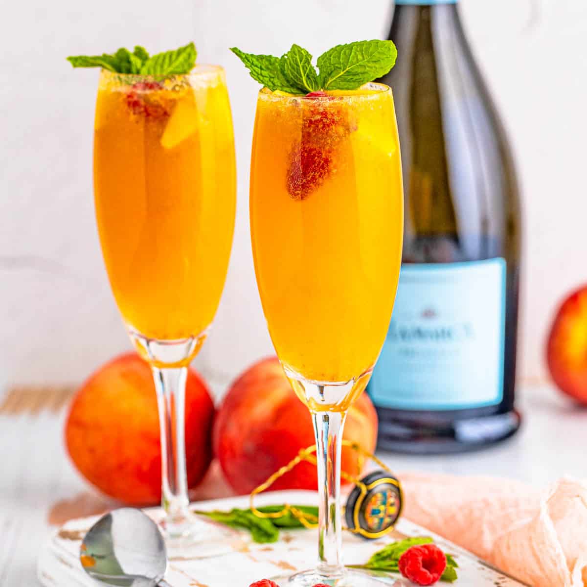 BloodExchange's tweet photo. ‼️ Pre-V Free Drinks ‼️

Enjoy the Pre-V free Bellinis. https://t.co/8LiQjgW8rz