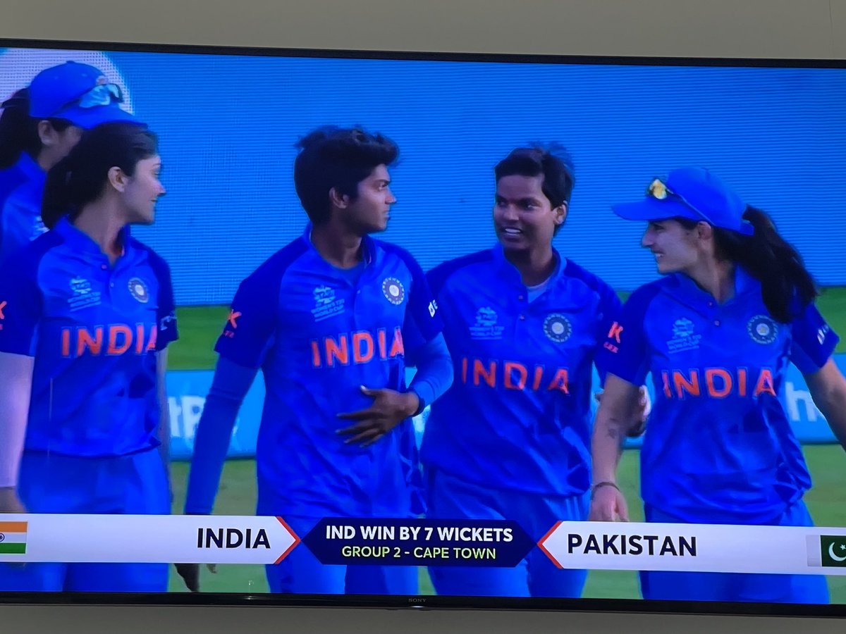 realpreityzinta's tweet photo. Congratulations to the Indian Women’s team 🇮🇳for starting the World Cup with such a fantastic win. All the best for the rest of the tournament. Looking forward to more amazing wins 👏 @BCCIWomen #JemimahRodrigues #RichaGhosh #T20WorldCup2023 #INDvsPAK #ting https://t.co/5P3BKjORUY