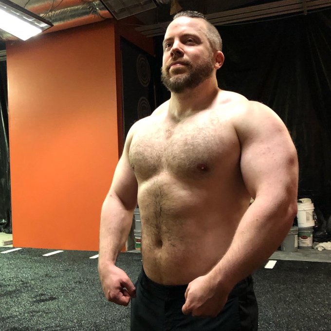 Watch Kano's leaked NSFW photo on TwXstars