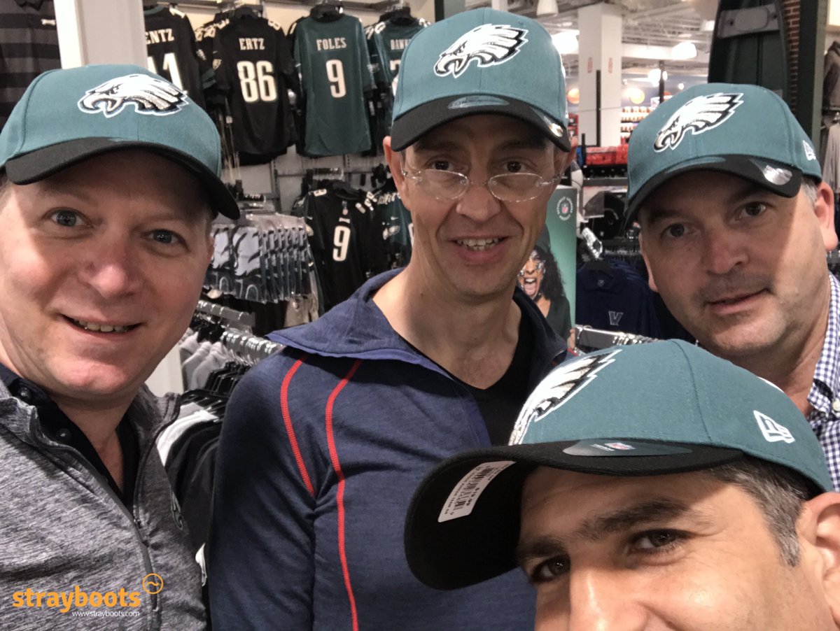 strayboots's tweet photo. Super Bowl LVII, here we go!!! โค๏ธ ๐
Our #scavengerhunts are ready for all teams, but who's gonna take the Lombardi Trophy home tonight? ๐
@Eagles vs. @Chiefs. Let's Get Ready to Rumble! ๐โ๏ธ
#SBLVII #strayboots #teamwork #FlyEaglesFly #ChiefsKingdom #teamworkmakesthedreamwork https://t.co/HjEOWD98Jh