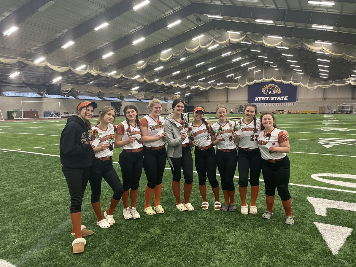 Finished our off-season training today with some scrimmages.
Good luck ladies with your High School seasons!
Go Lookouts!