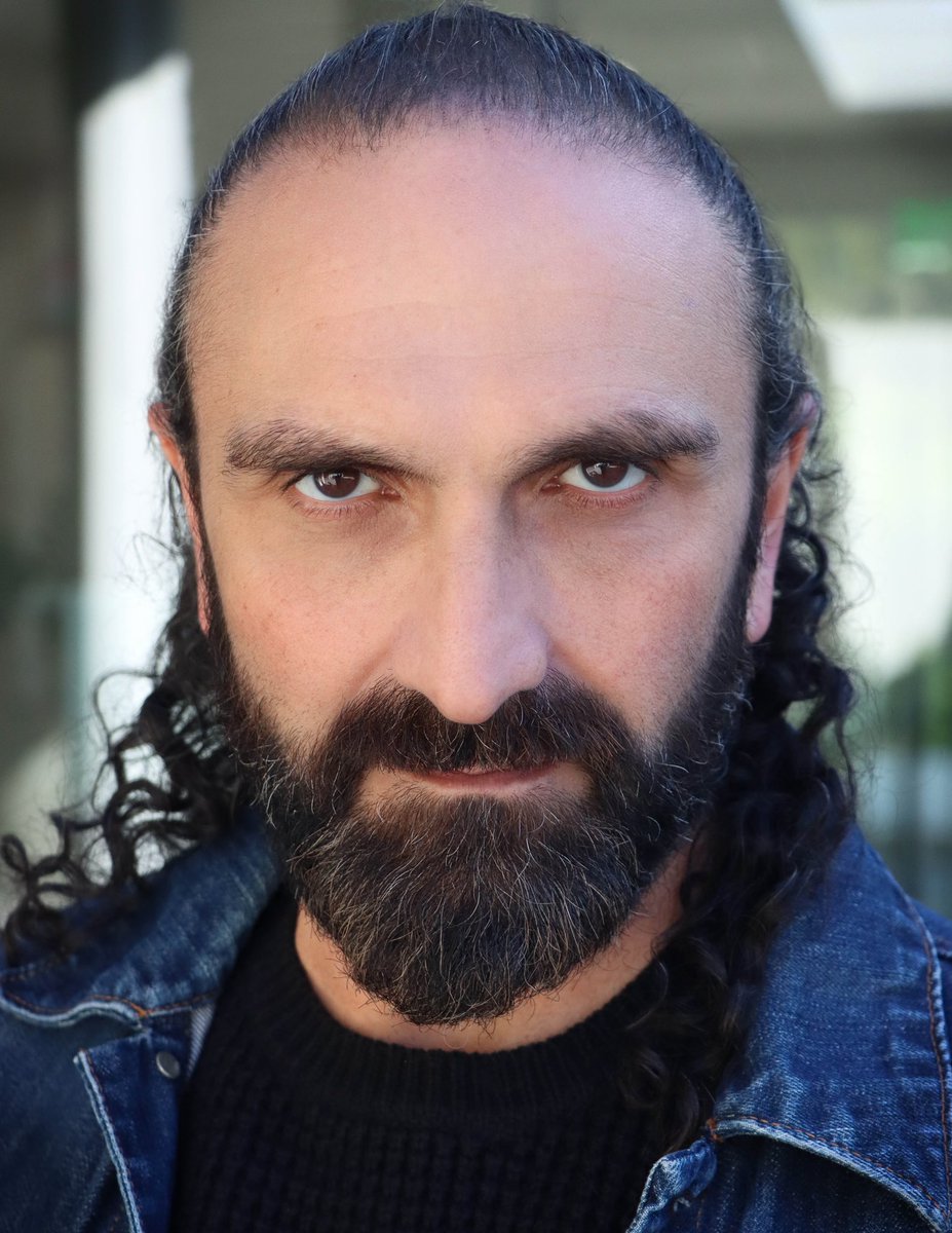 H_Babakhanyan's tweet photo. Thanks to #hiartphotography for the beautiful headshot #hovhannesjohnbabakhanyan #hovhannesjohn #hovhannesbabakhanyan #Headshot #photography #gorleo #gorleobabalhanyan #hishow #hiartacademy #actor #Hollywood #singer #jazzsinger #paster https://t.co/StaMNPTs4c