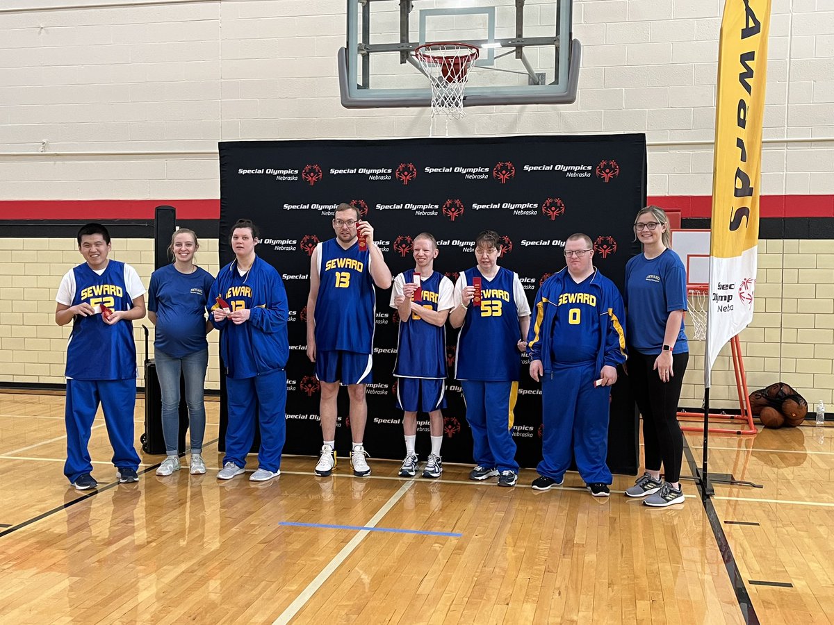 ne_moser's tweet photo. These two Bison alumni doing great things for kids &amp; adults in the community at the Special Olympics. So proud of you guys giving your time to help others!  @maddiemo_15 @Carlson__83 https://t.co/2LWkxTEi5W