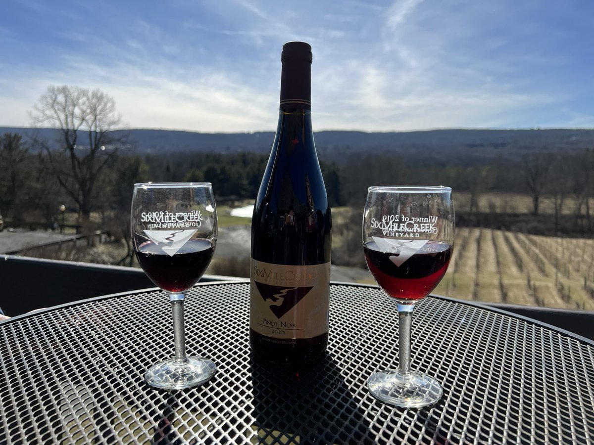 What’s that you ask? It’s the sun! We haven’t seen it in a while! It’s warm on the deck right now, come enjoy a great view and great wine and local beer before the SuperBowl! #FLX #ITHACA