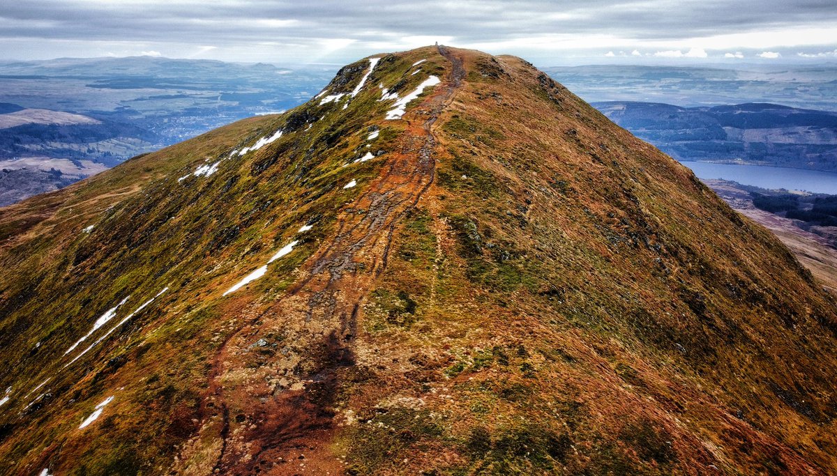 Tae_the_north's tweet photo. Chilly up top but a fine day in @lomondtrossachs #ledi https://t.co/FNbyzW8hyd