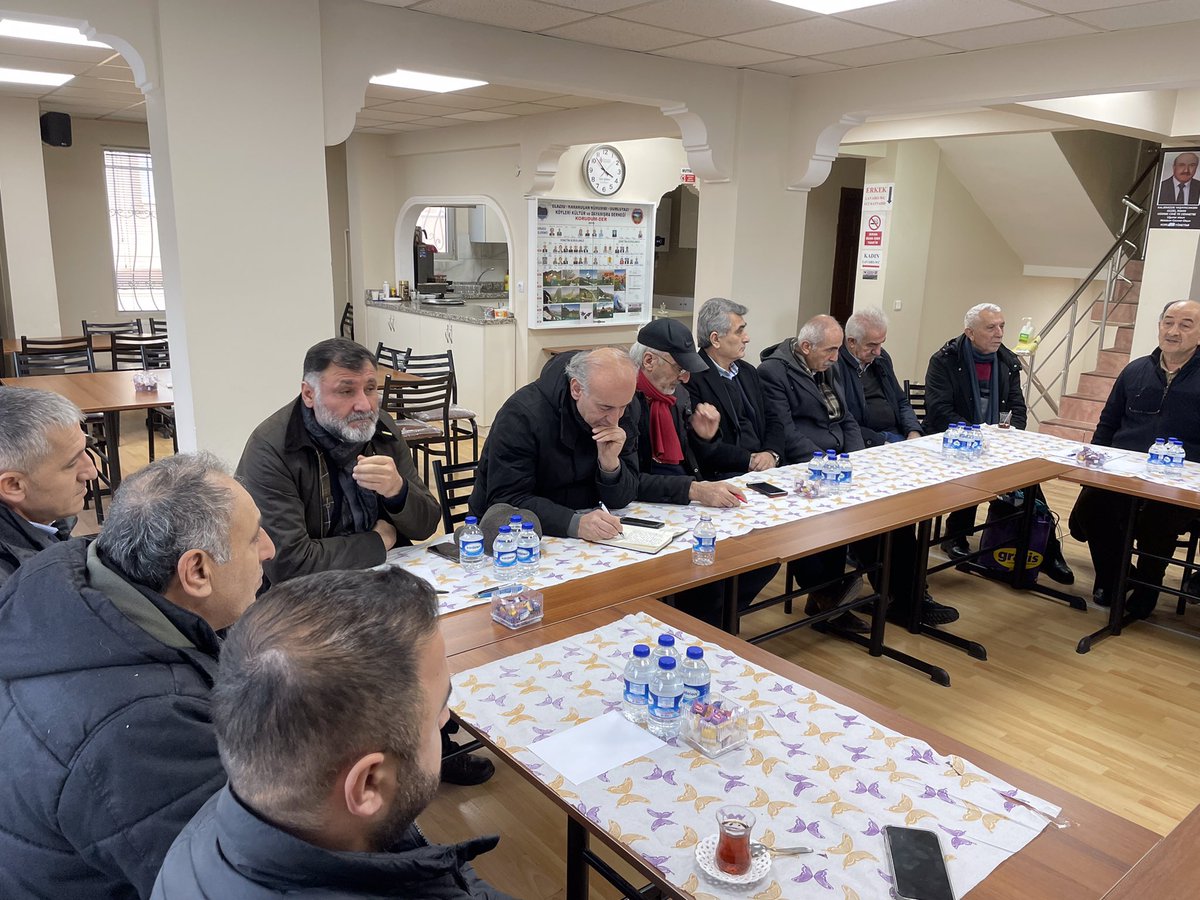 kar_def's tweet photo. Yaşanan afet durumuna karşı KAR-DEF ve KAYY-DER olarak yürüttüğümüz çalışmalar kapsamında bölge ve Karakoçan dernekleri ile birlikte yaptığımız son durum değerlendirme toplantımıza 15 dernek ve kurum katılmıştır. Yarın 3. tırımız ve yeni komisyonumuz yola çıkacaktır. https://t.co/PPdVGKZugL
