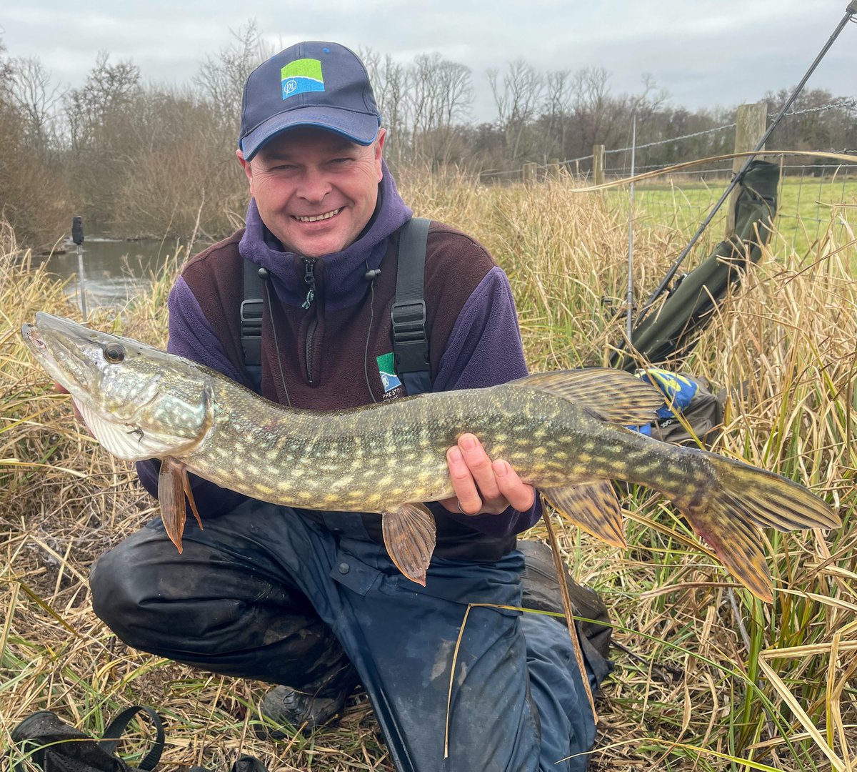 nathanwheeler75's tweet photo. A great result for me on the river kennet pike match today.Some how I won the day on this difficult stretch which takes me into second place https://t.co/rr25hrXvUu more match to go it’s going to be tight 🥴but we’ll happy 👍🏻🍻 https://t.co/j7EakuMYQr