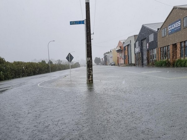 Cyclone Gabrielle brings strong winds, heavy rains to New Zealand's North Island
#CycloneGabrielle #NewZealand #NorthIsland