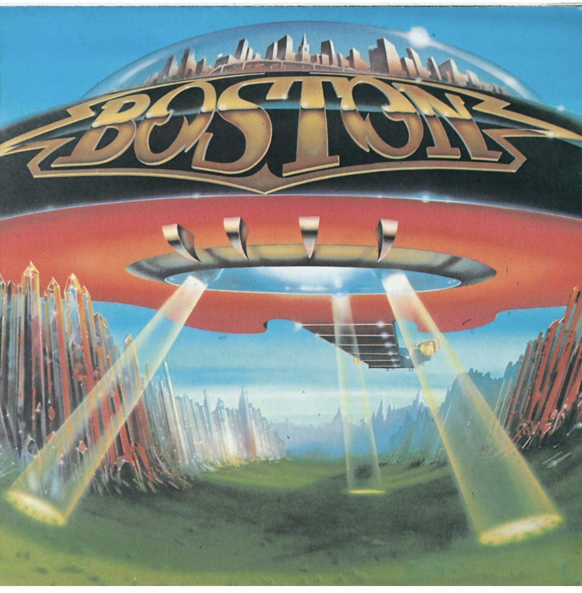 pattonoswalt's tweet image. Just took this pic in my backyard — is this a UFO?