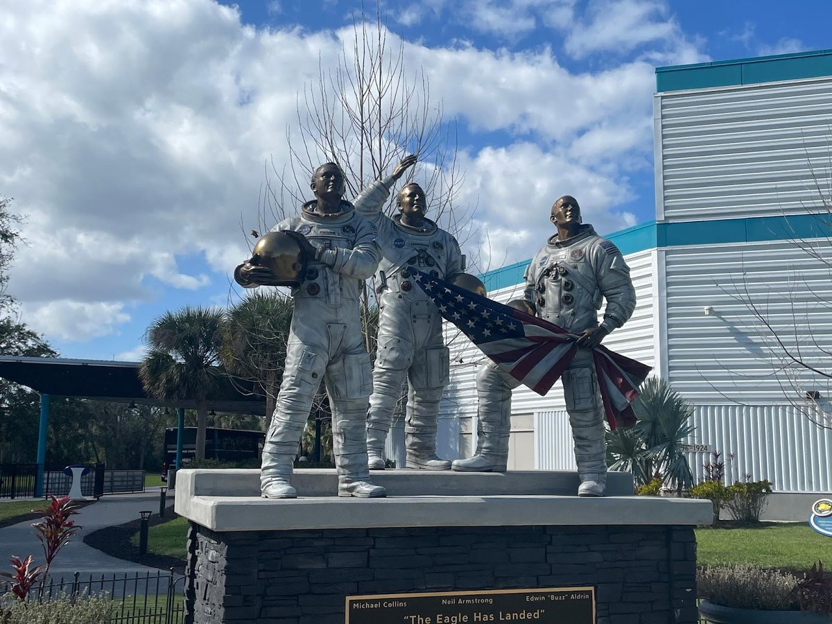 bacsixthform's tweet photo. The Space Education Adventures trip to NASA has been eventful, with our students watching a rocket launch from Cocoa Beach, having a tour of the American Space Museum and building compressed air rockets with the pupils of Sculptor Charter School. @nasatrip2022 https://t.co/sos0NW1qCW